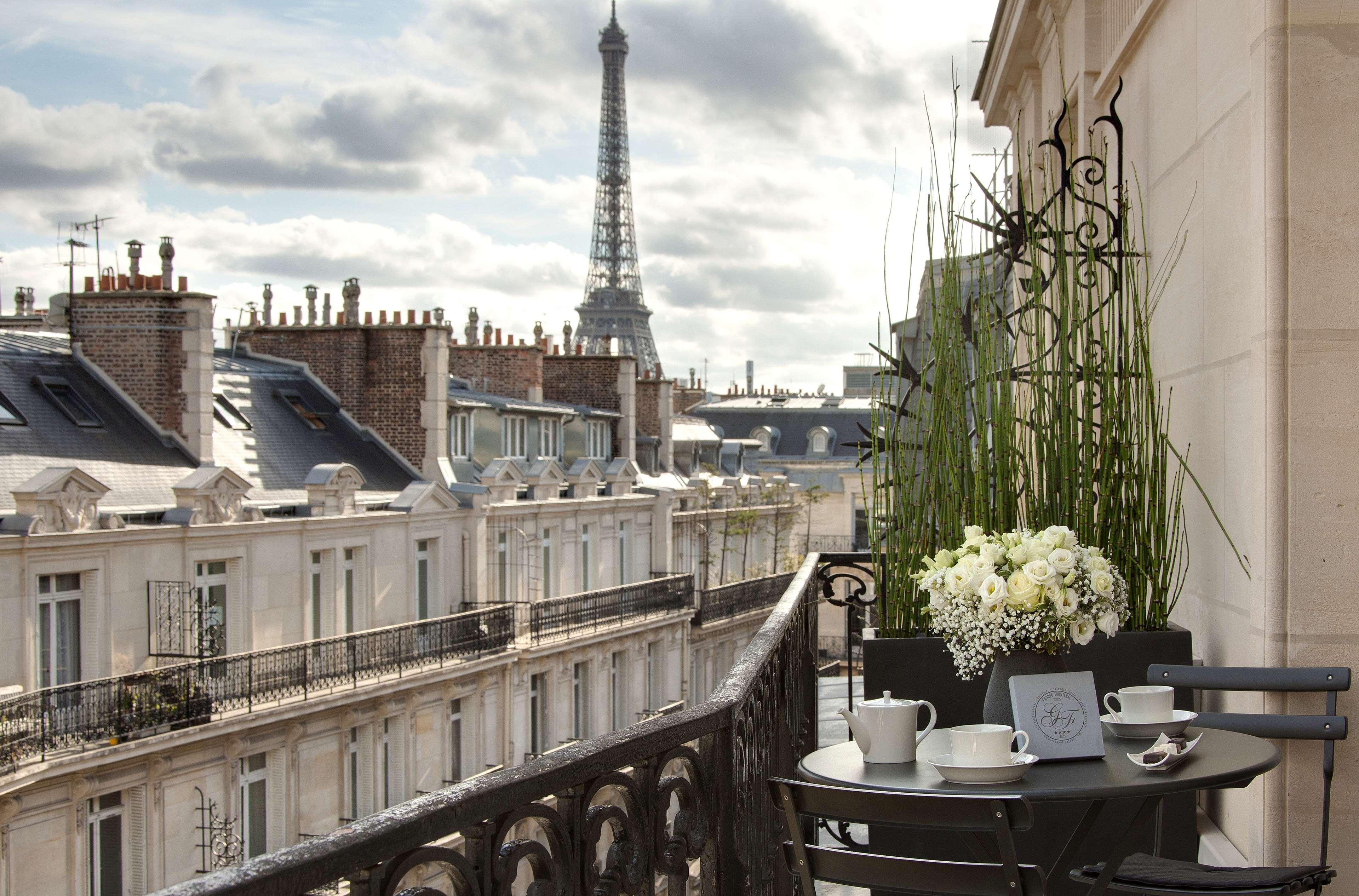 夫隆特纳克城堡酒店 巴黎 外观 照片